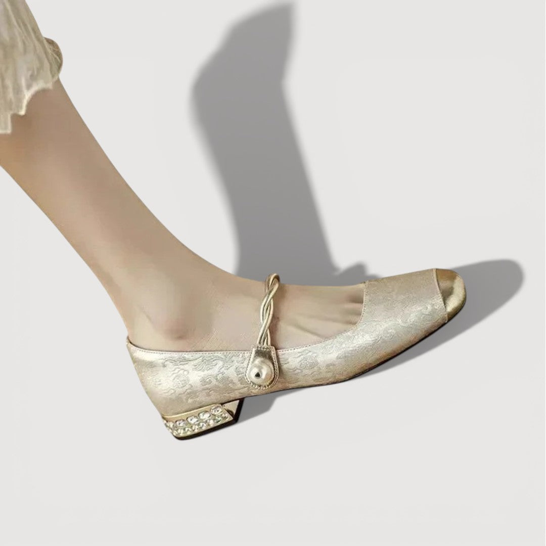 KRYSTAL– VINTAGE LOW-HEELS — view 13