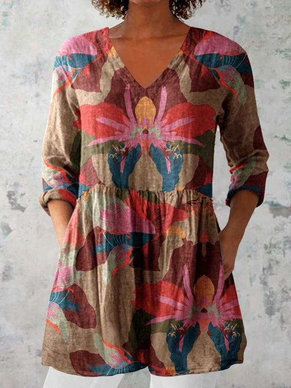 Alina | Long Blouse with Expressive Print — view 2