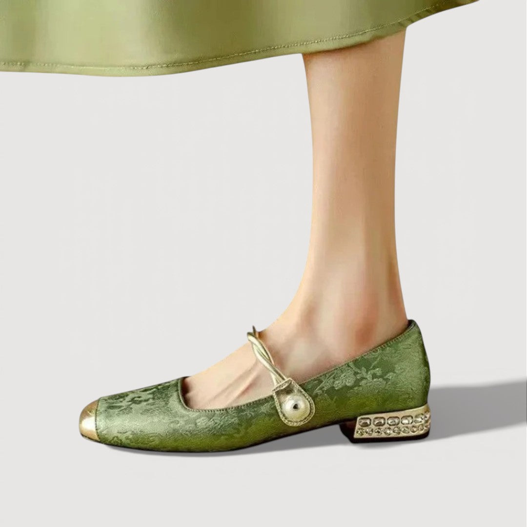 KRYSTAL– VINTAGE LOW-HEELS — view 6