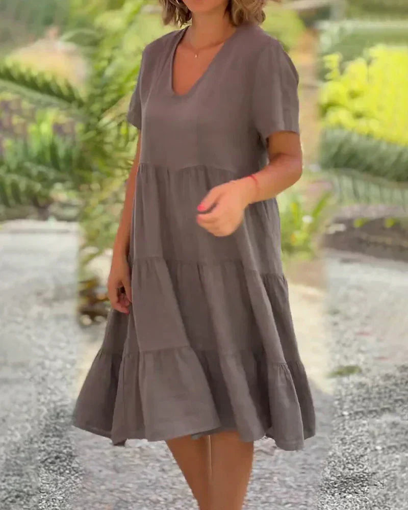 Bexley - Casual Summer Dress with V-Neck — view 7