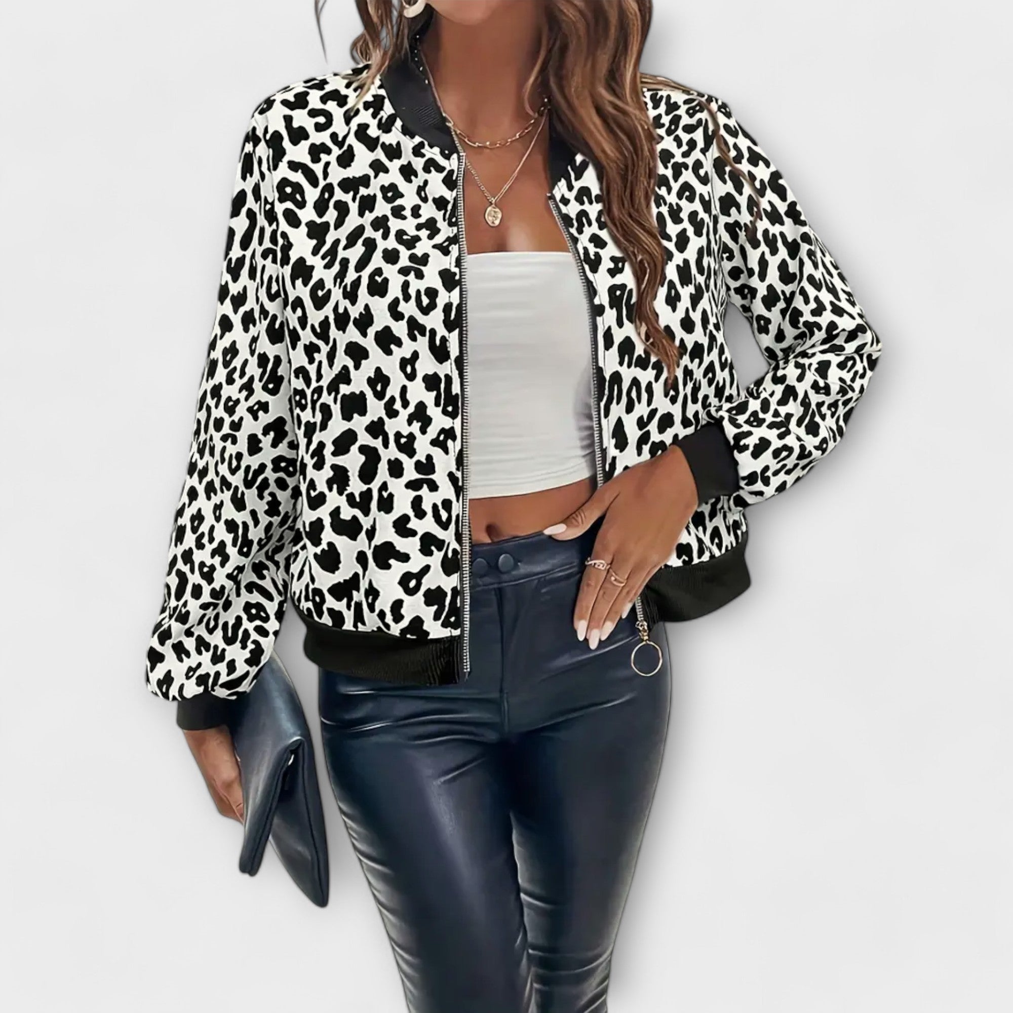 Amiria - Elegant Leopard Print Coat — view 3