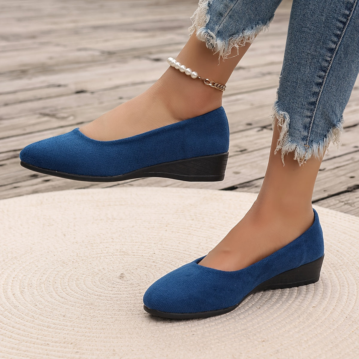 Sela - Comfortable Wedge-Heel Ballet Flats — view 3