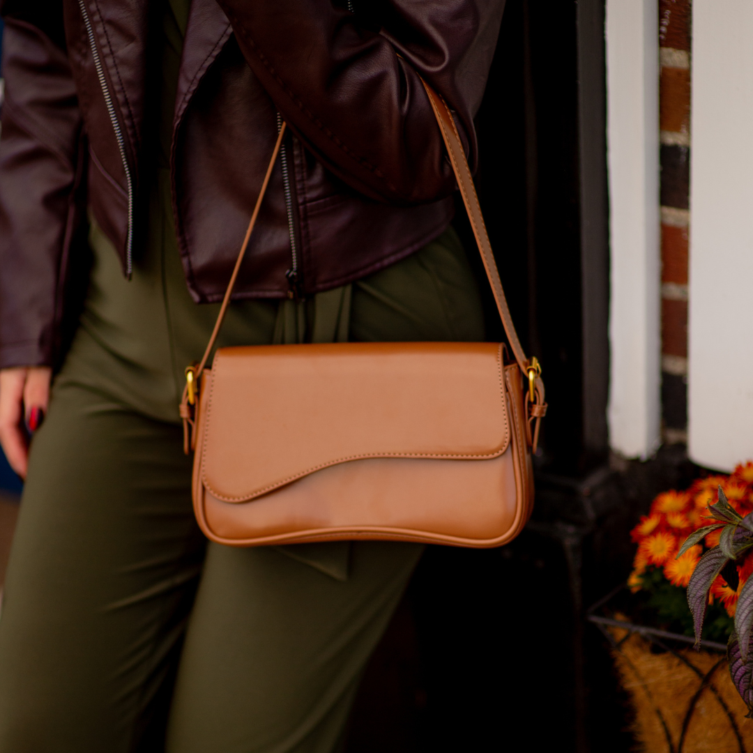 Chloe - Shoulder Bag — view 16