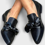 Kiri - Loafers with Decorative Bow