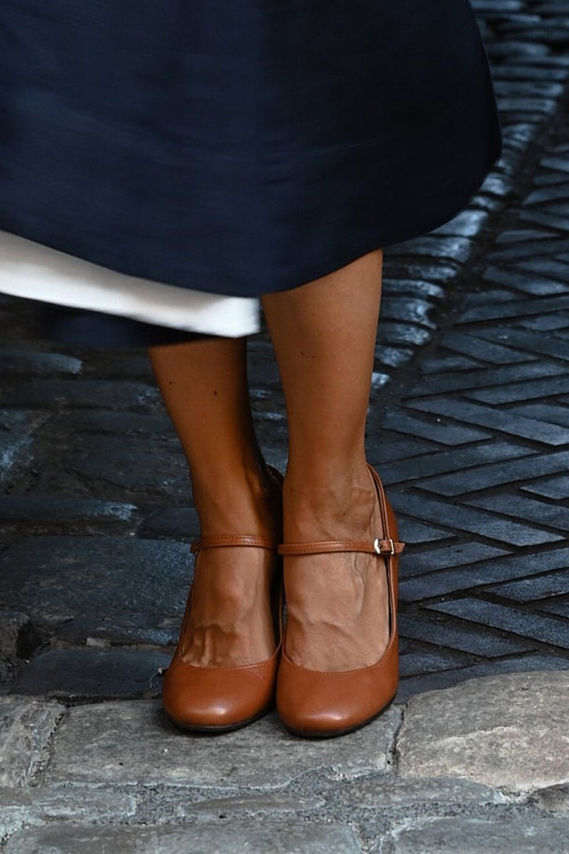 Bravina - Everyday Sandals with a Small Heel — view 4