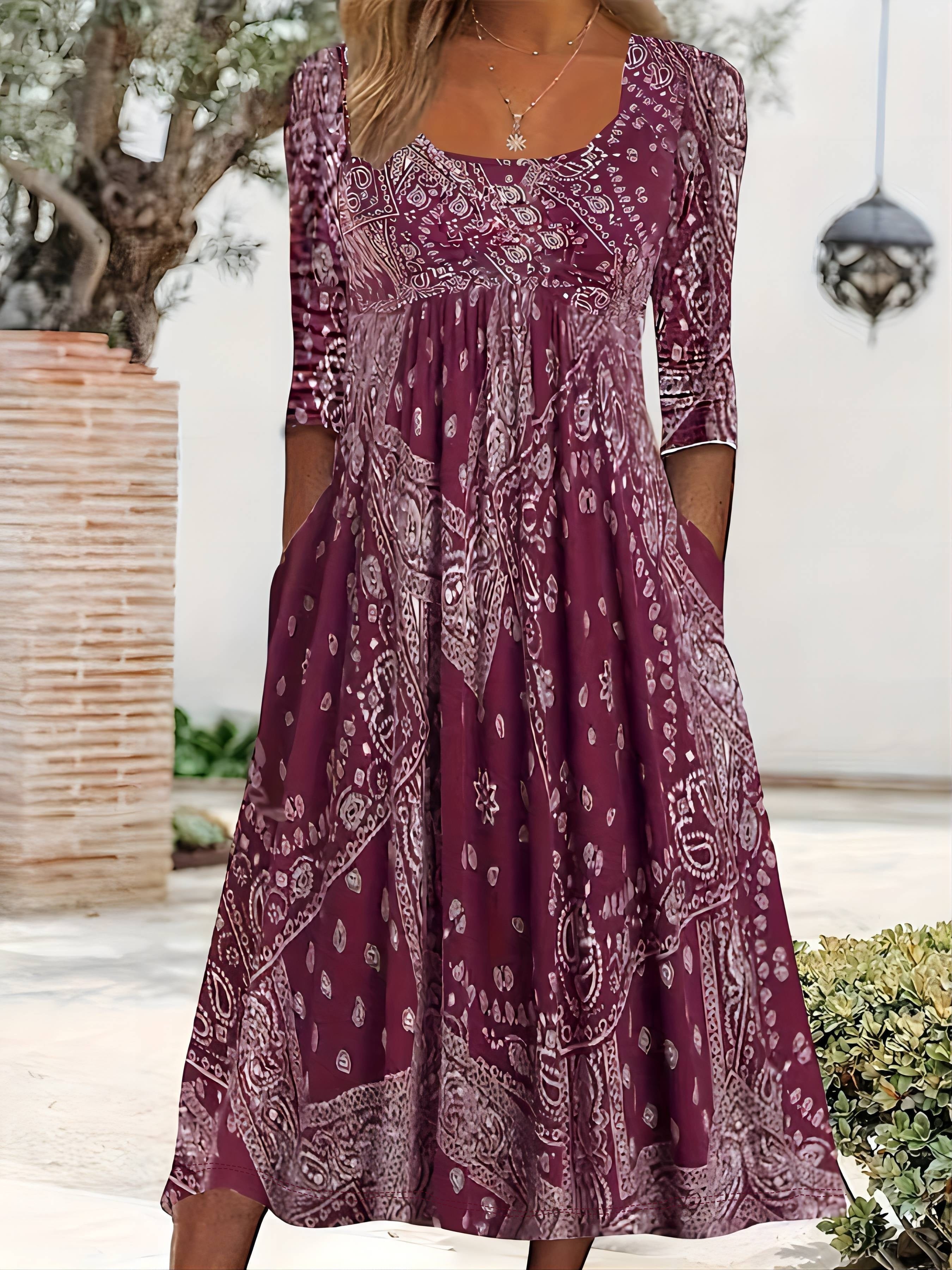 Elowen | Casual Midi Dress with Long Sleeves — view 3