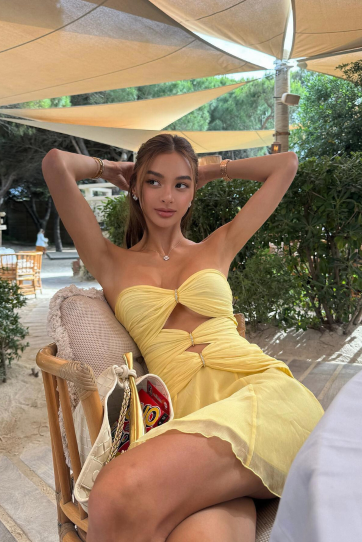 Penny - Mini Dress with Golden Rings — view 2