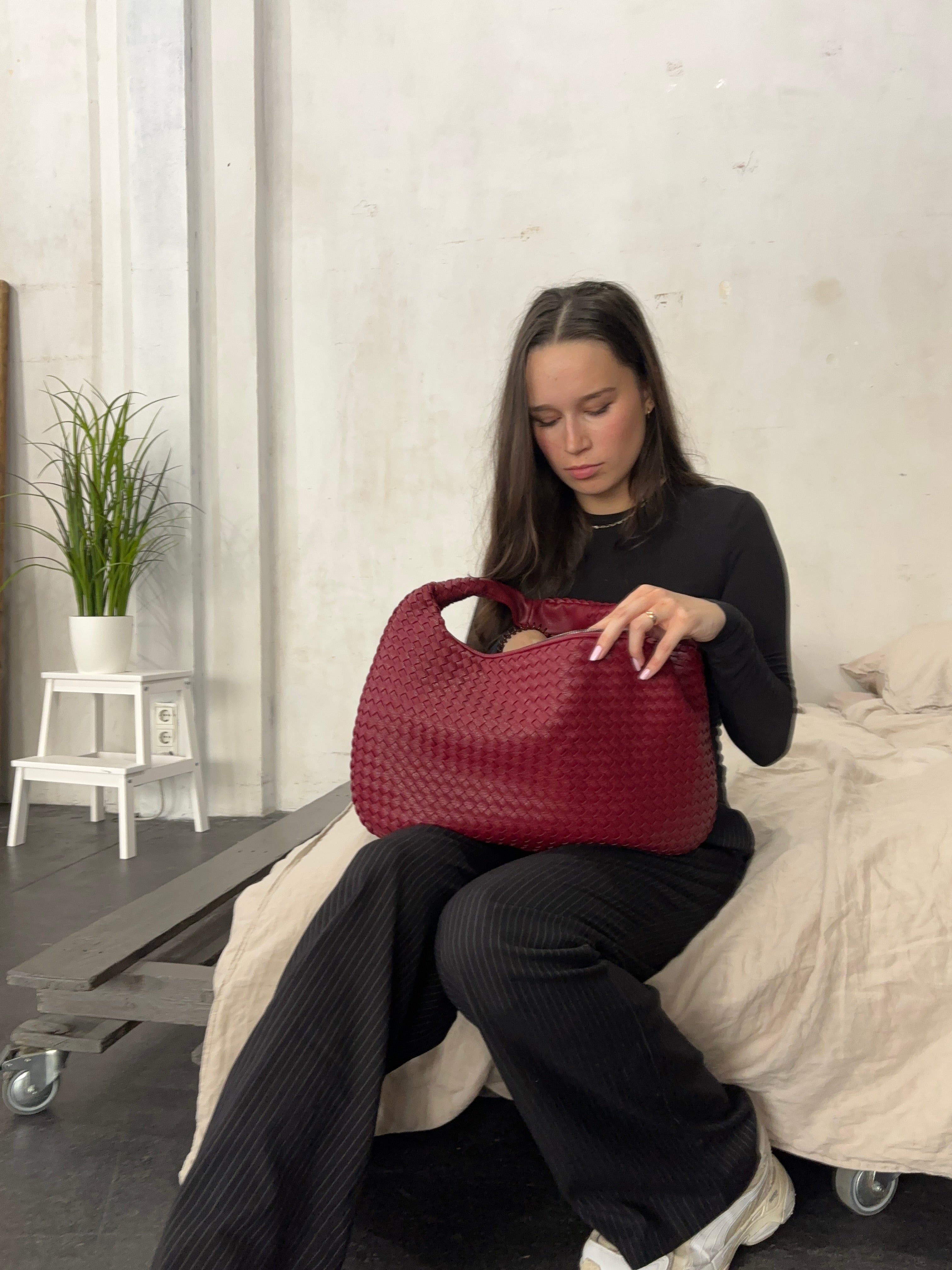 Samara One Shoulder Wonder Bag — view 15