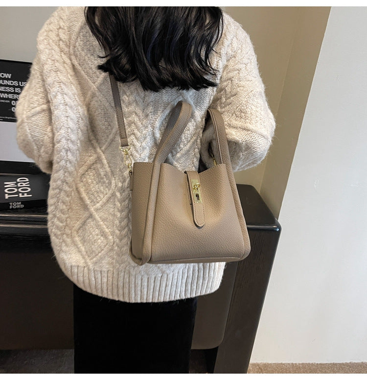 Isla - Handbag — view 9