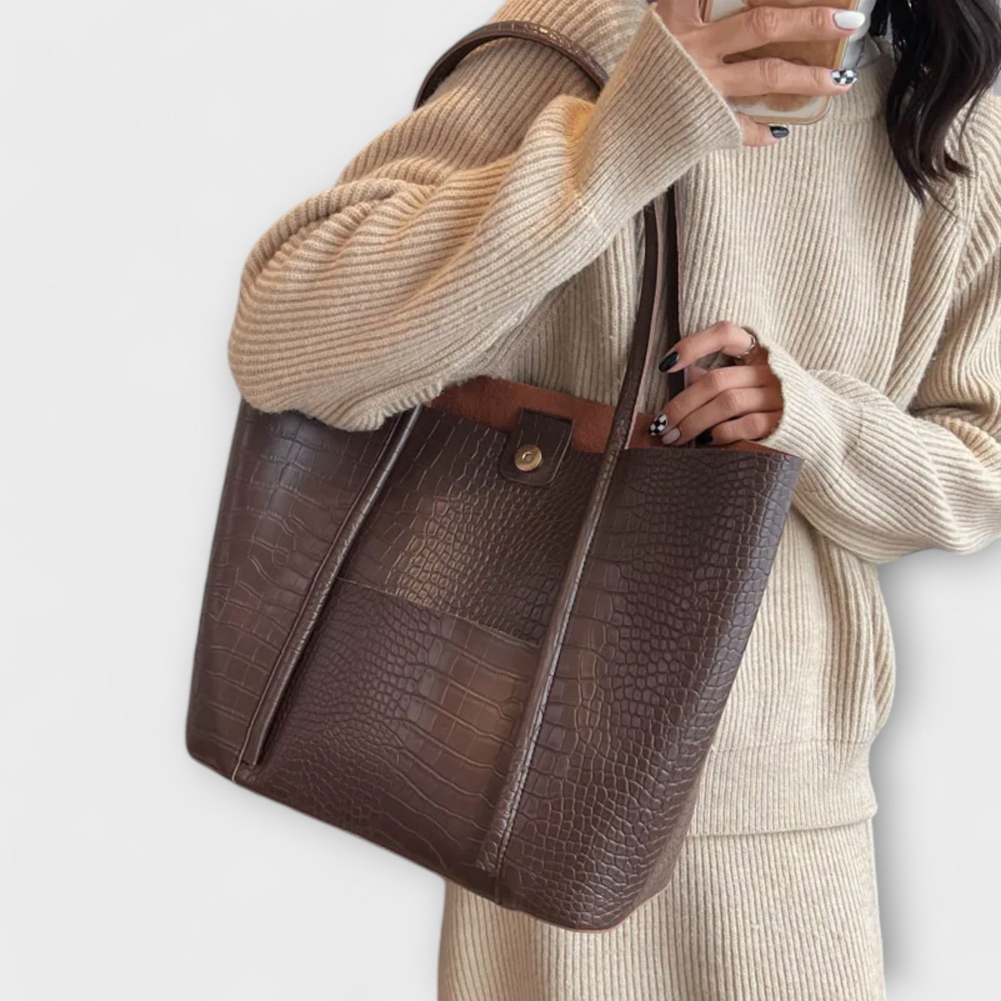 Kaelen - Vintage Shoulder Bag — view 9