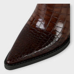 Boots with Croc-Effect Design and Elegant Heel — view 10