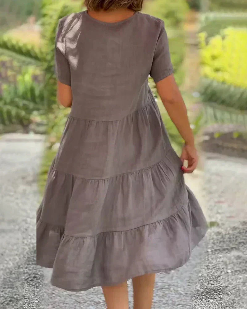 Bexley - Casual Summer Dress with V-Neck — view 9
