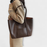 Kaelen - Vintage Shoulder Bag — view 3