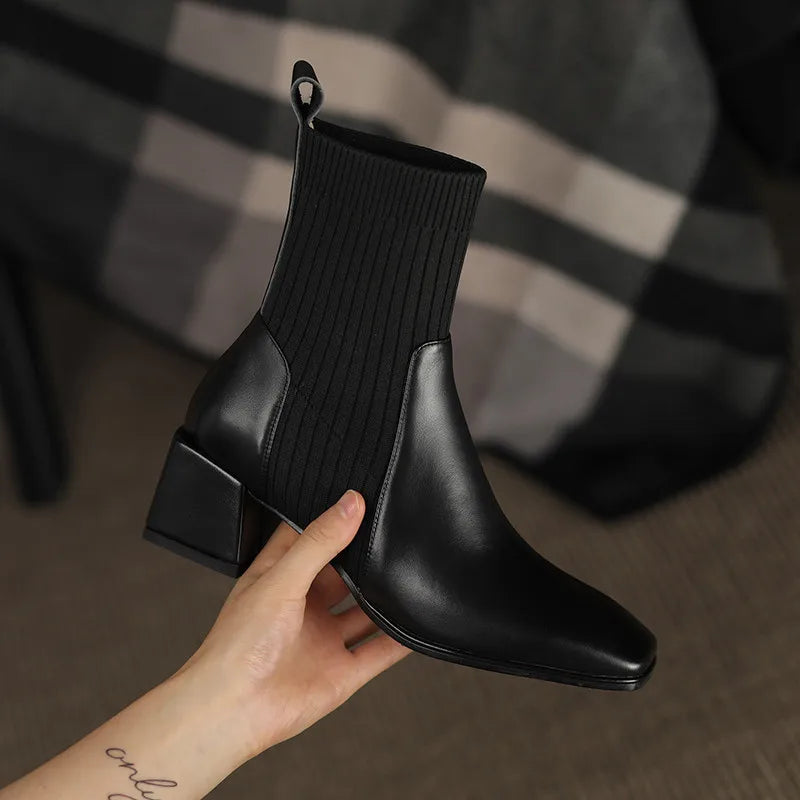 Lulu - Platform Boots, Comfort and Feminine Elegance — view 3