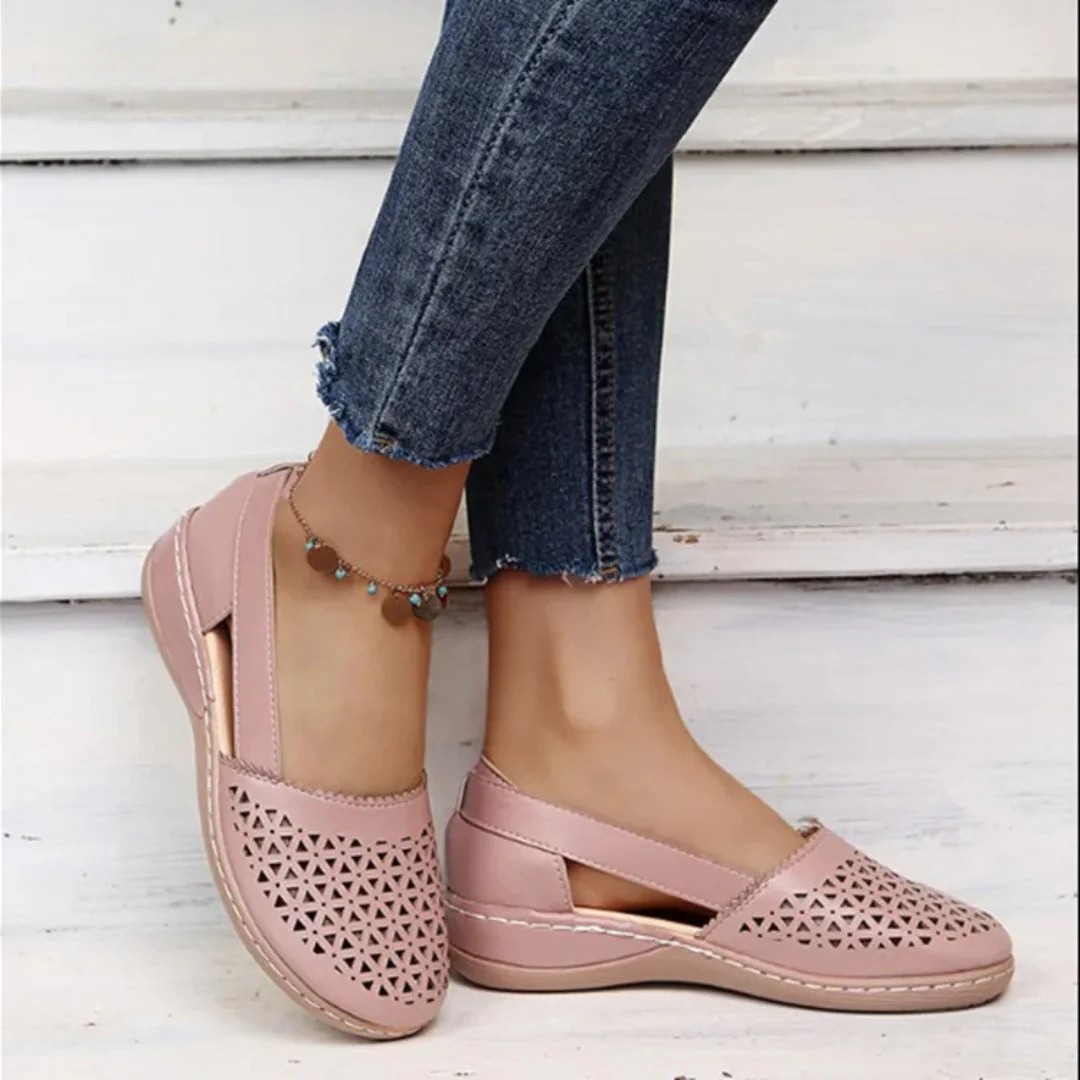 Delaney™ | Orthopaedic Women’s Shoes