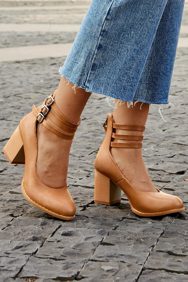 Madison - Flat Sandals with Ankle Strap and Thick Sole