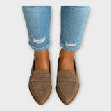 Elegant Loafers with Modern Design — view 8