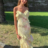 Cassidy - Charming Dress with Ruffles