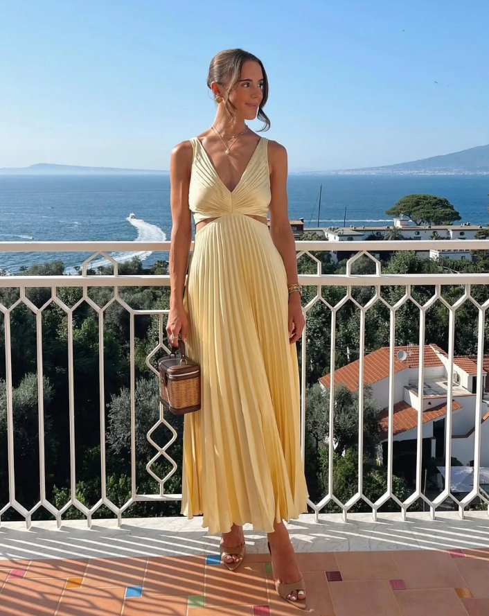 Zoe - Dreamy Maxi Dress — view 7